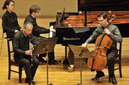 Seiki Shinohe & Christopher Hinterhuber & Tamás Varga(2017)